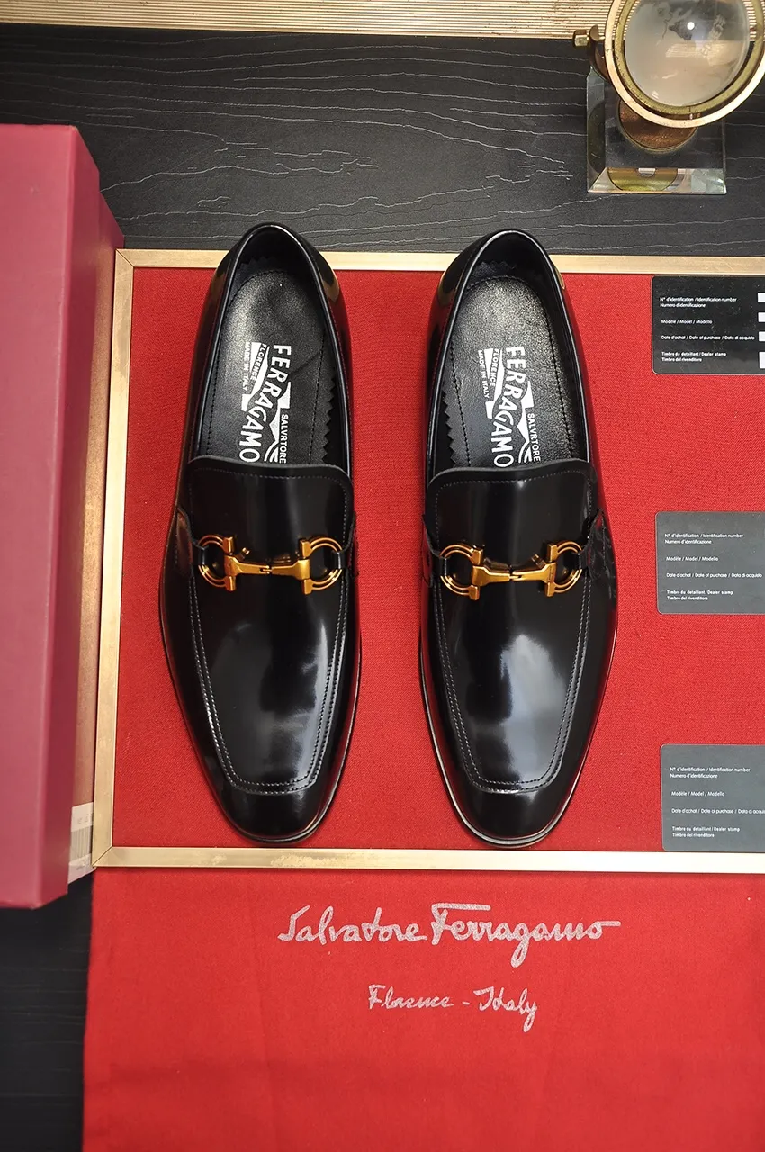 Men's shoes 💰500💶[Ferragamo/Ferragamo] The latest model in the counter. Original imported high-quality cowhide with open edges + imported 🐂 water-dyed cowhide lining + original luxury metal buckle + original combined outsole. Comparison without pressure 38--45 (45 is custom-made and cannot be returned or exchanged)
